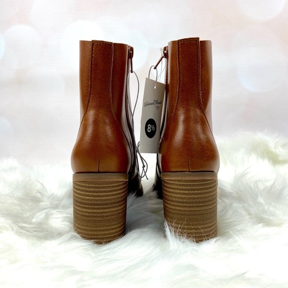 NWT Brown Vegan Leather Chunky Heel Boot Fall Autumn Size 8.5 - Picture 6 of 6